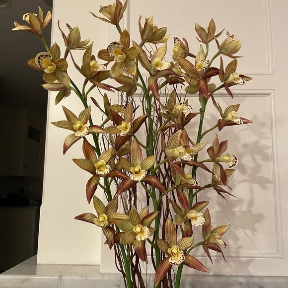 Very realistic 3 long stem orchid + willow branch